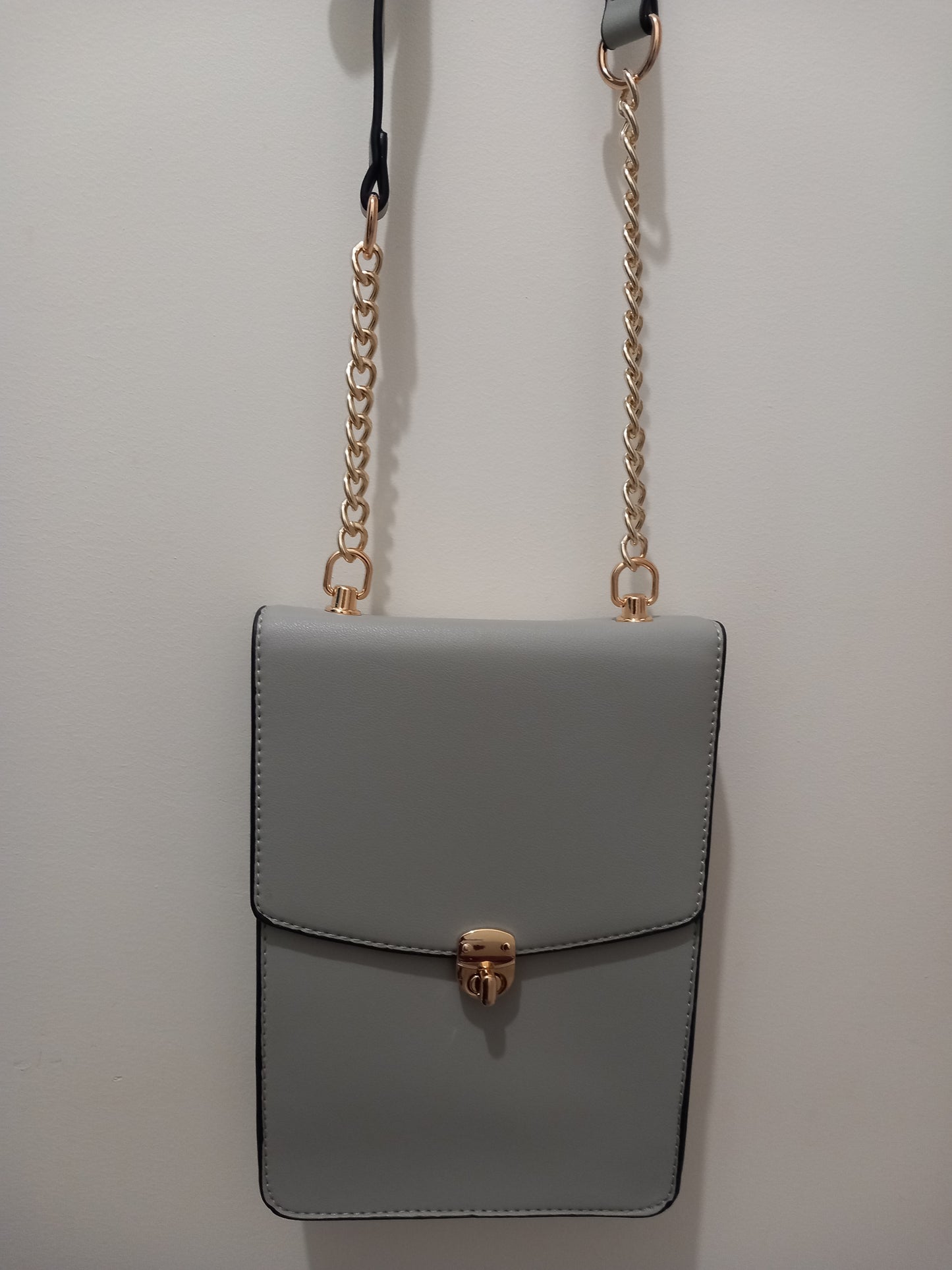Sac avec Chaînes en Bandoulière