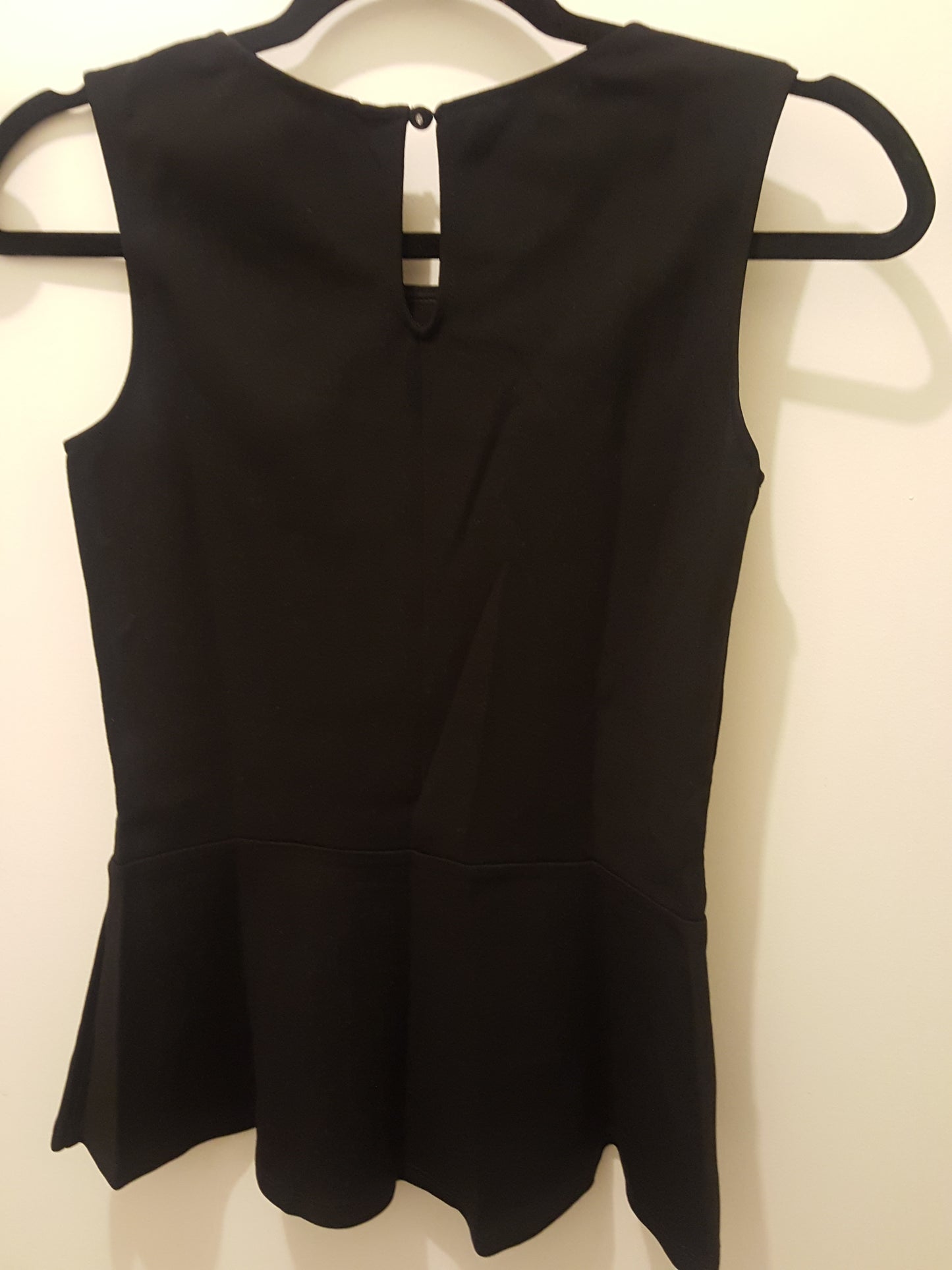 Top sans Manches Style Peplum "Promod"