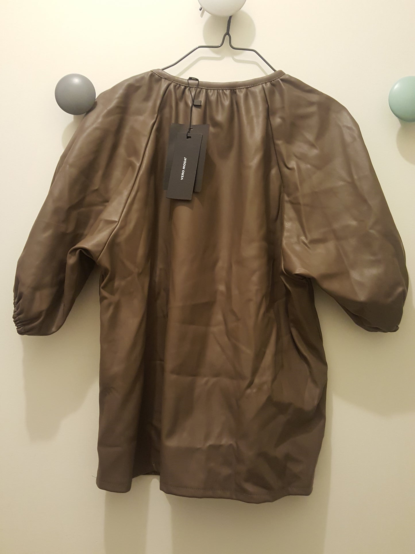 Top en Simili Cuir ''Véro Moda"