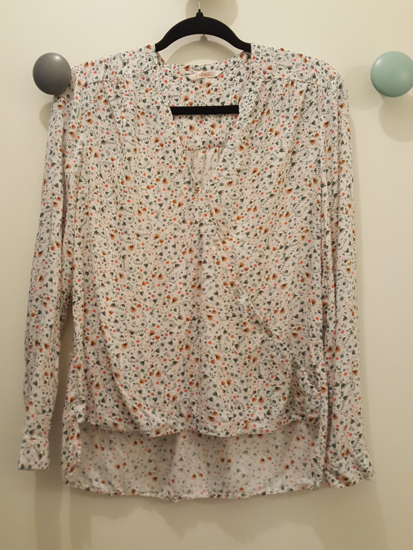 Top Imprimé floral ''Camaïeu''