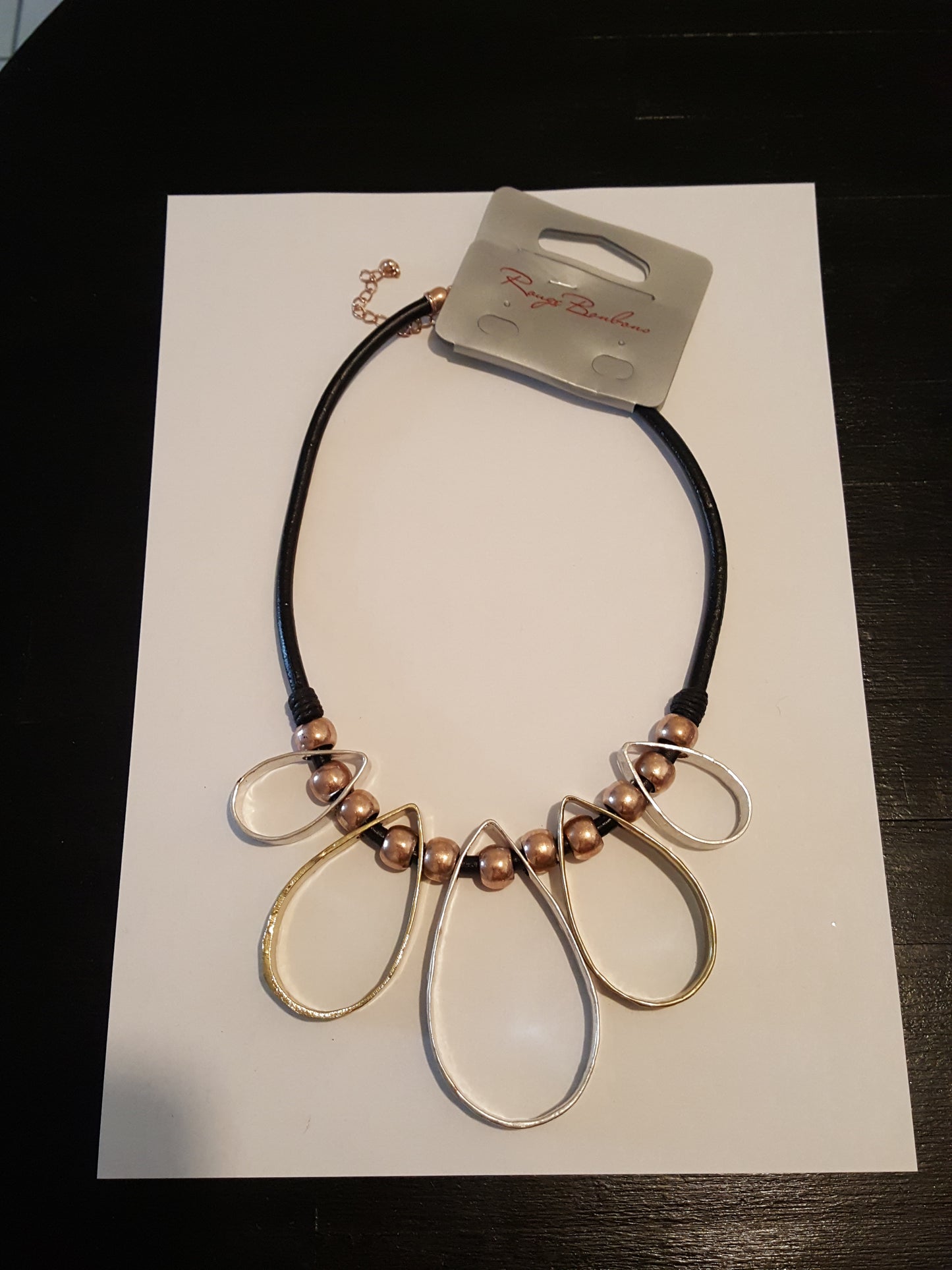 Ethnic Necklace ''Candy Red''