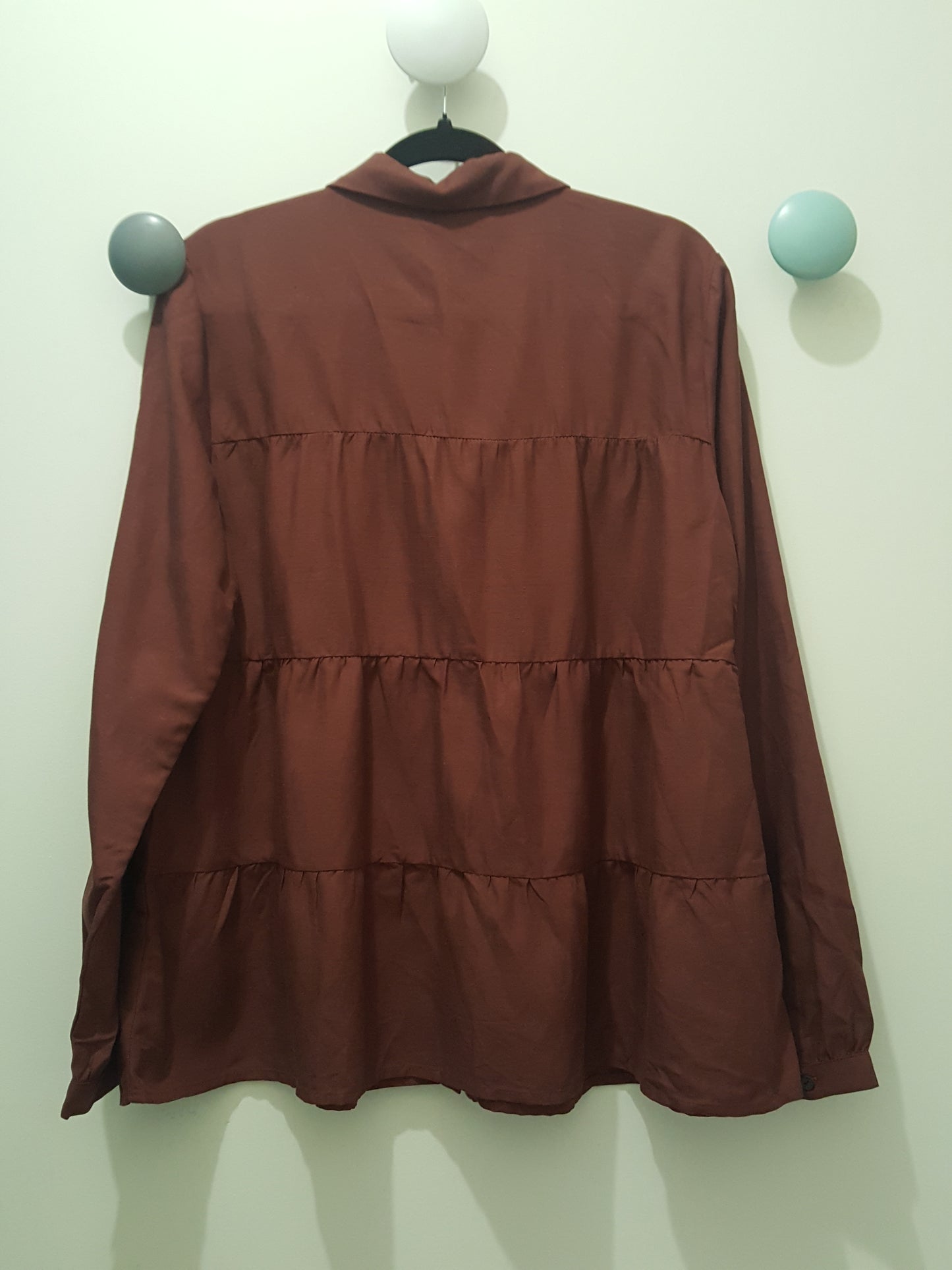 Chemise à volants ''Noisy May''