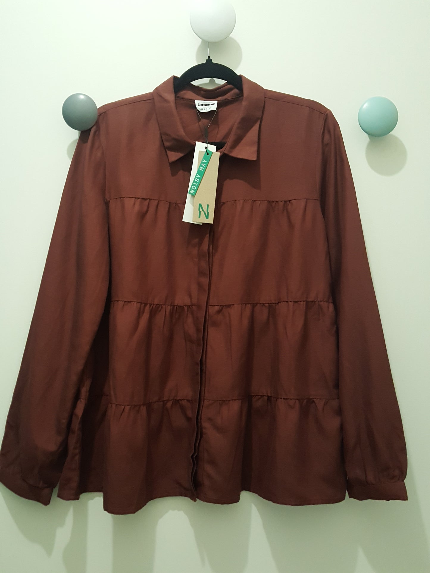 Chemise à volants ''Noisy May''